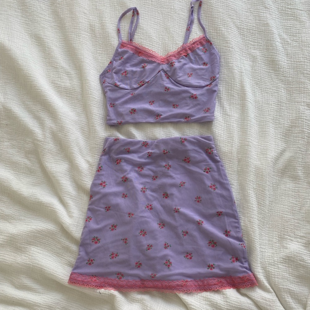 Women set